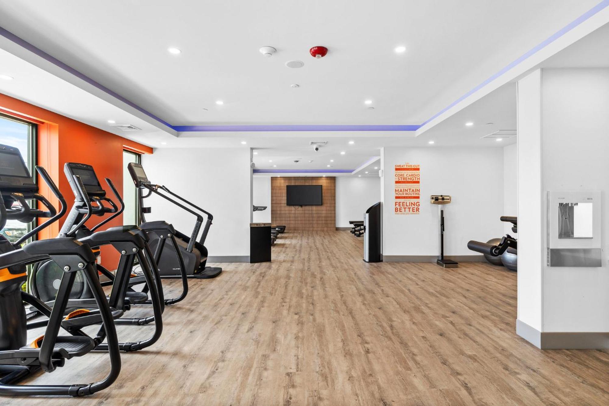 Even Hotel Manchester Airport By Ihg Экстерьер фото