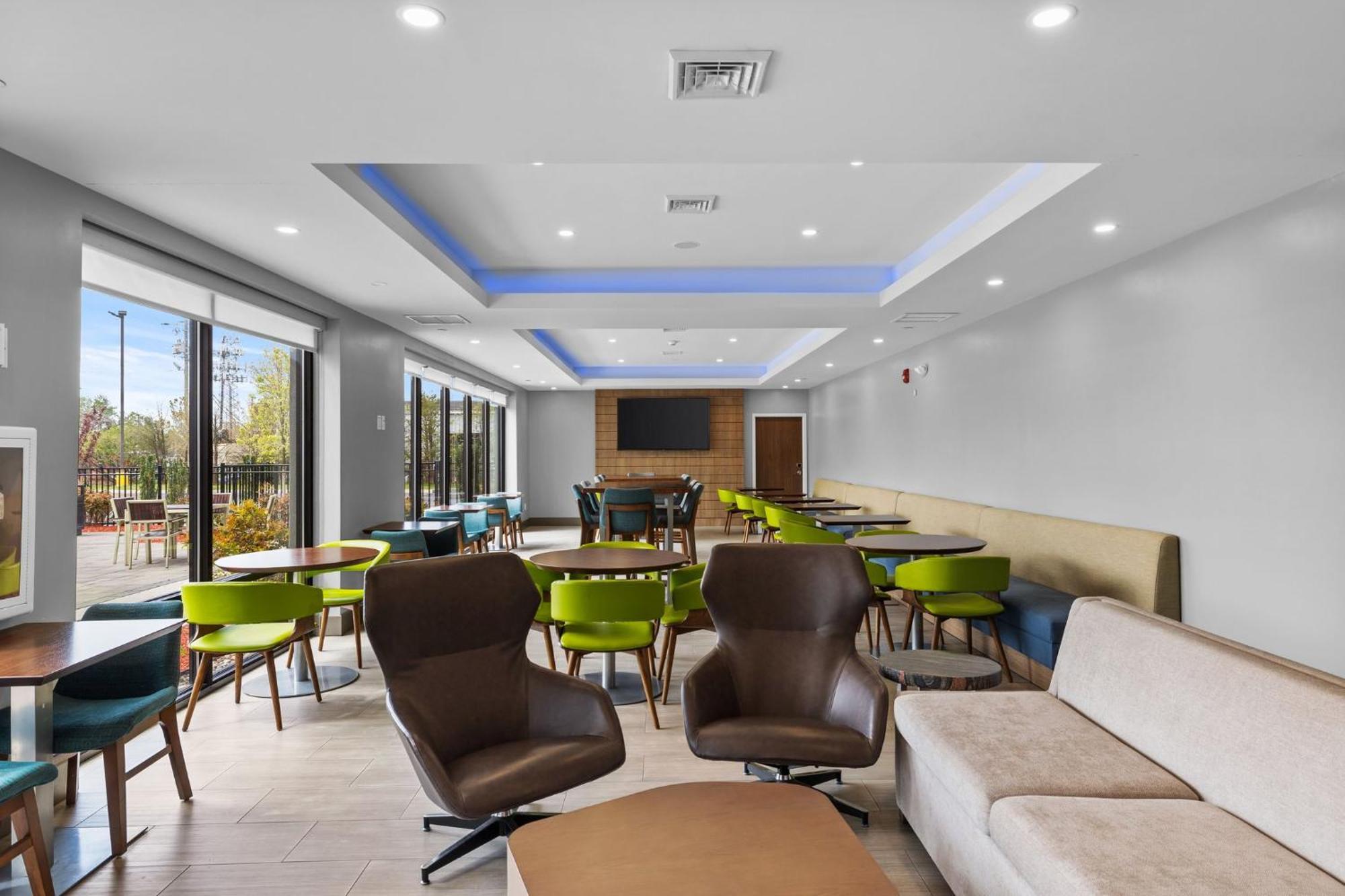 Even Hotel Manchester Airport By Ihg Экстерьер фото