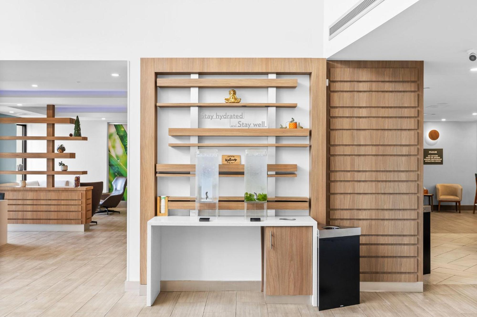 Even Hotel Manchester Airport By Ihg Экстерьер фото